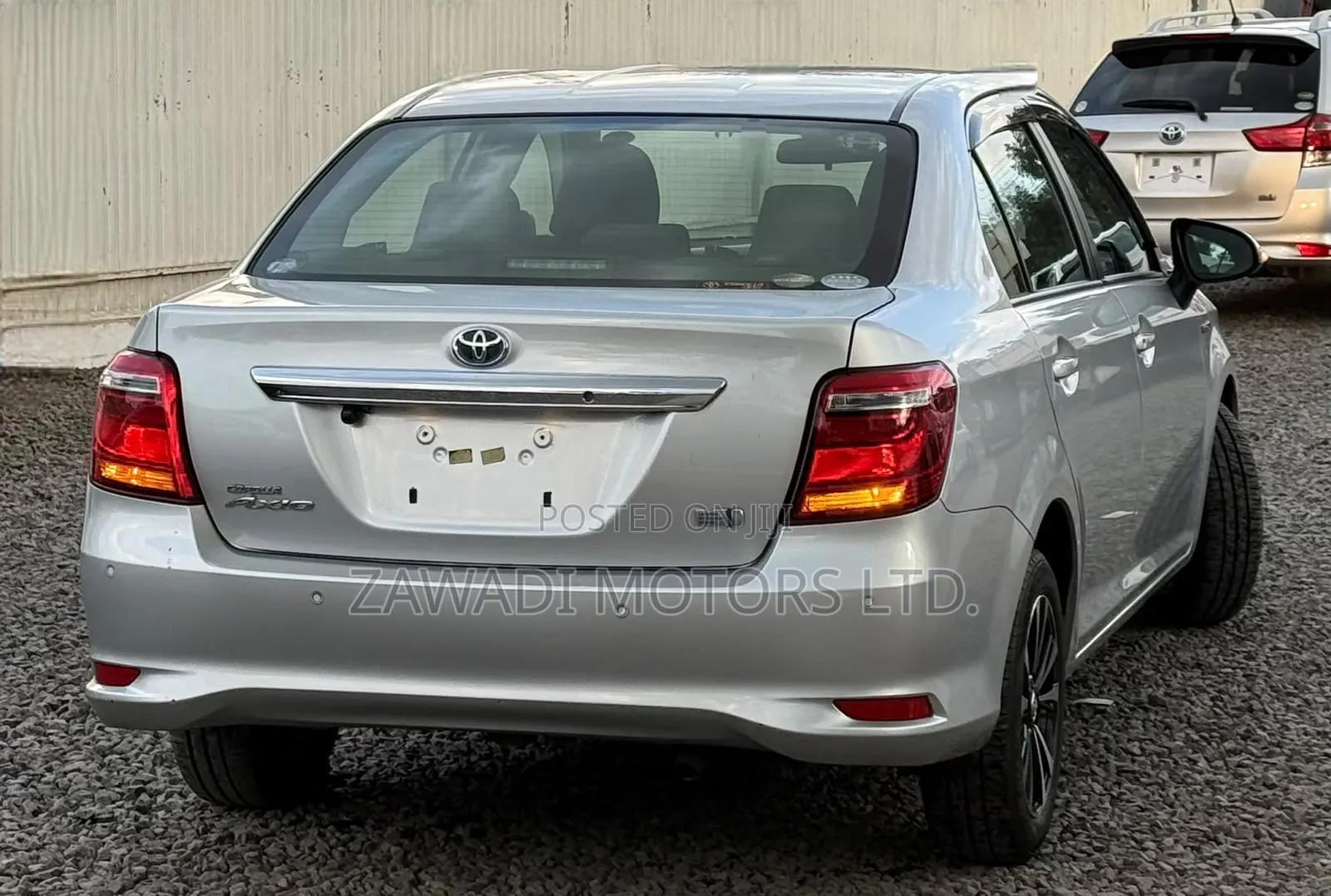 Toyota Axio 1.5 Hybrid G 2WD 2019 Silver