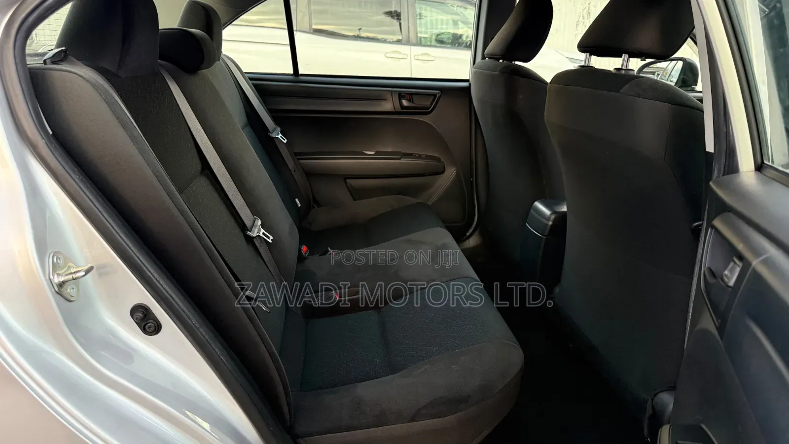 Toyota Axio 1.5 Hybrid G 2WD 2019 Silver