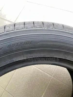 235 /55 R18 Yokohama Tyres 100V BLUEARTH-XT Made in Japan