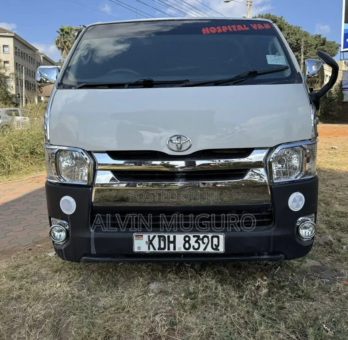 Toyota HiAce 2015 White