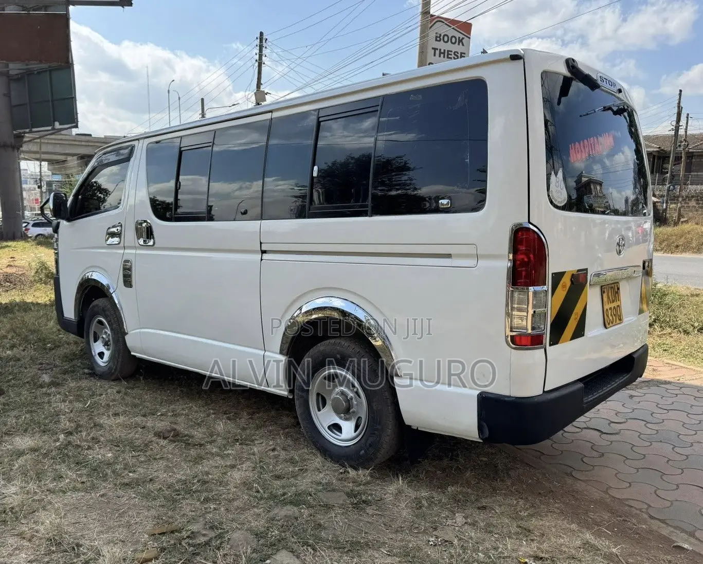 Toyota HiAce 2015 White
