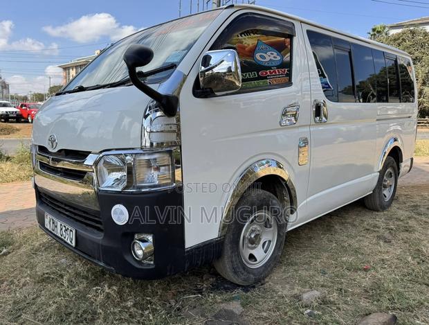 Toyota HiAce 2015 White - thumbnail 12