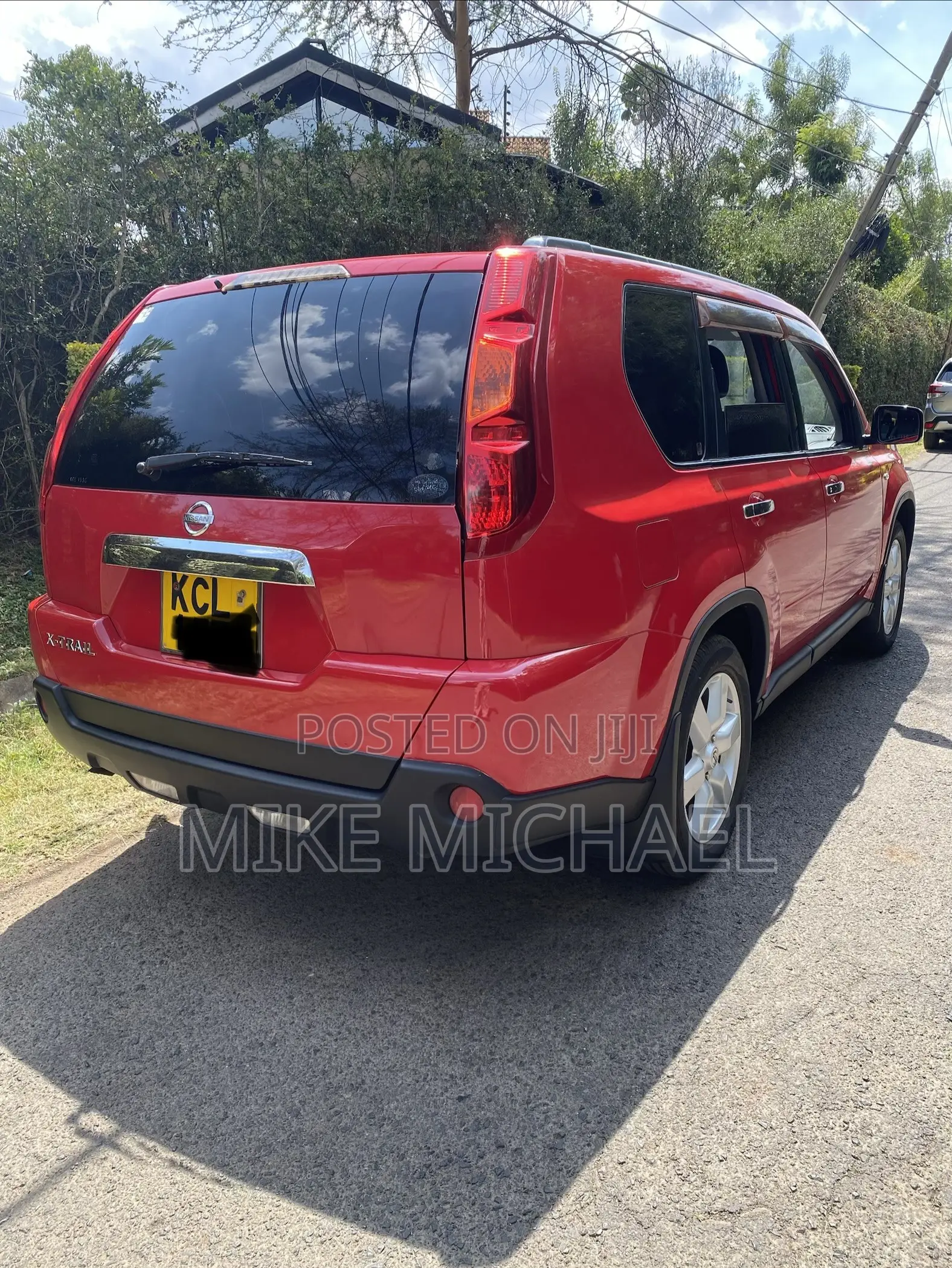 Nissan X-Trail 2.0 Petrol XE 2010 Red