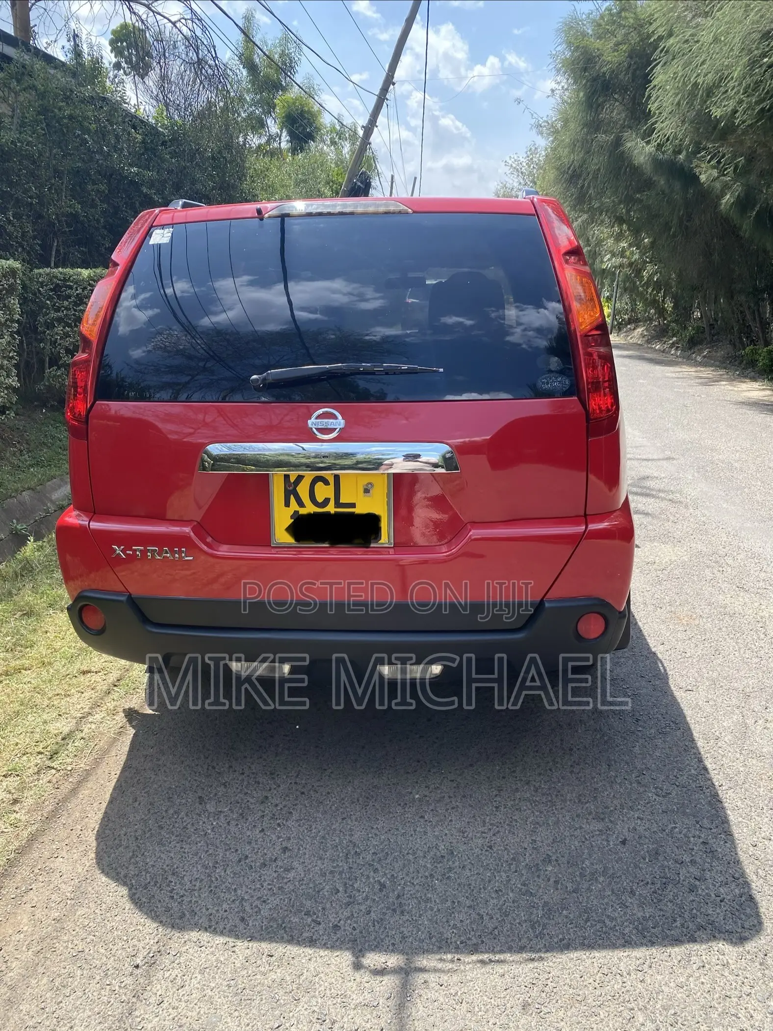 Nissan X-Trail 2.0 Petrol XE 2010 Red