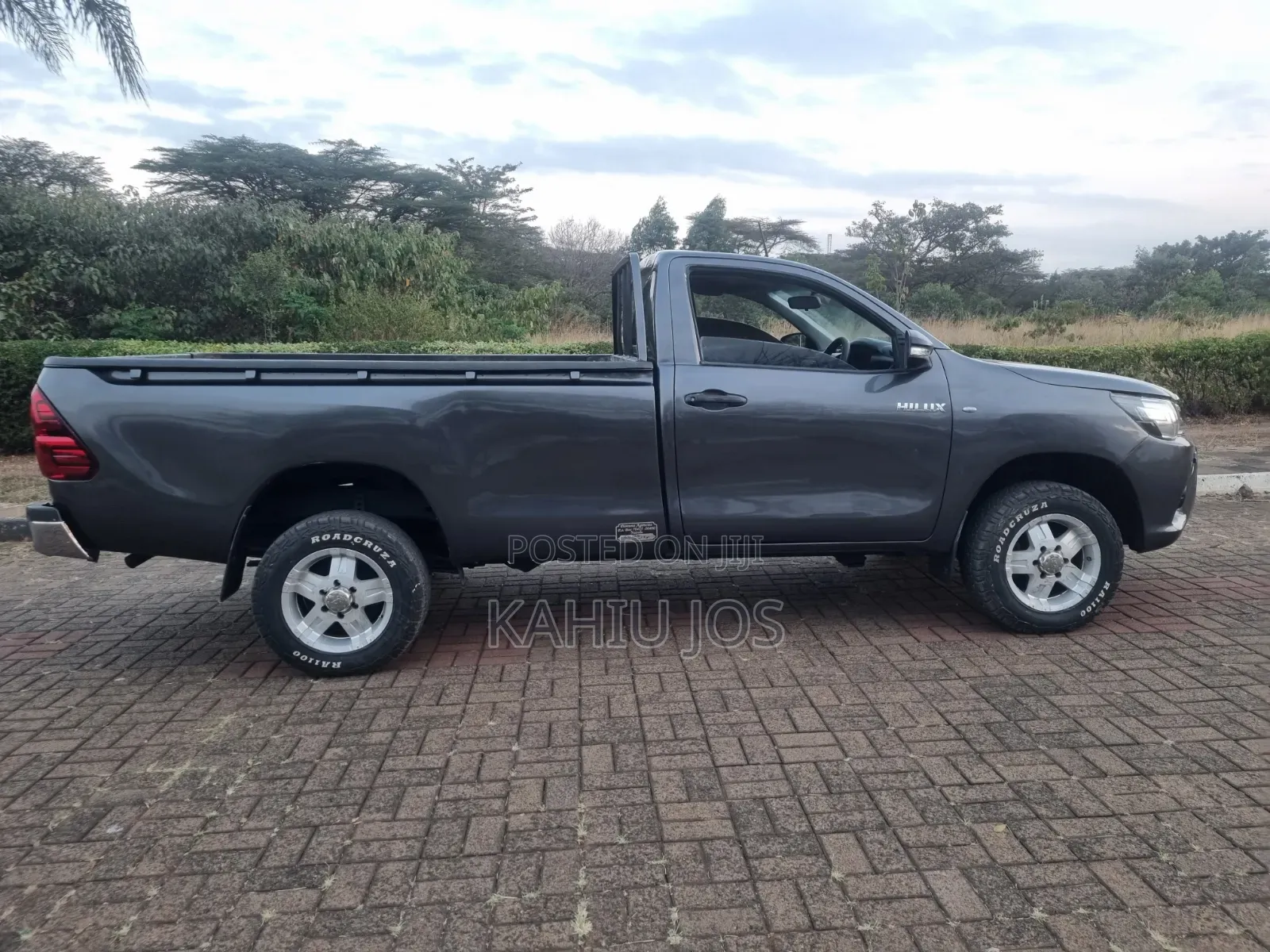 Toyota Hilux 2019 Gray