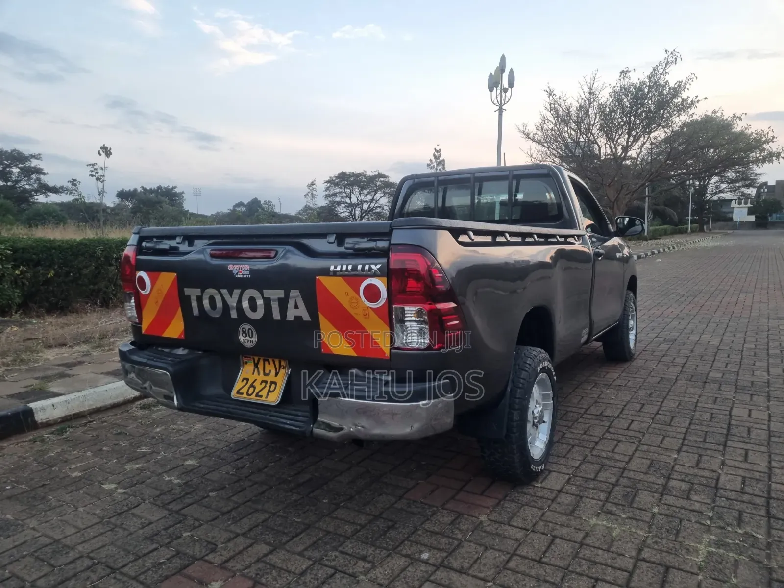 Toyota Hilux 2019 Gray