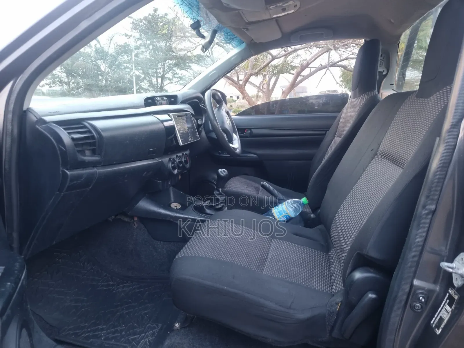Toyota Hilux 2019 Gray