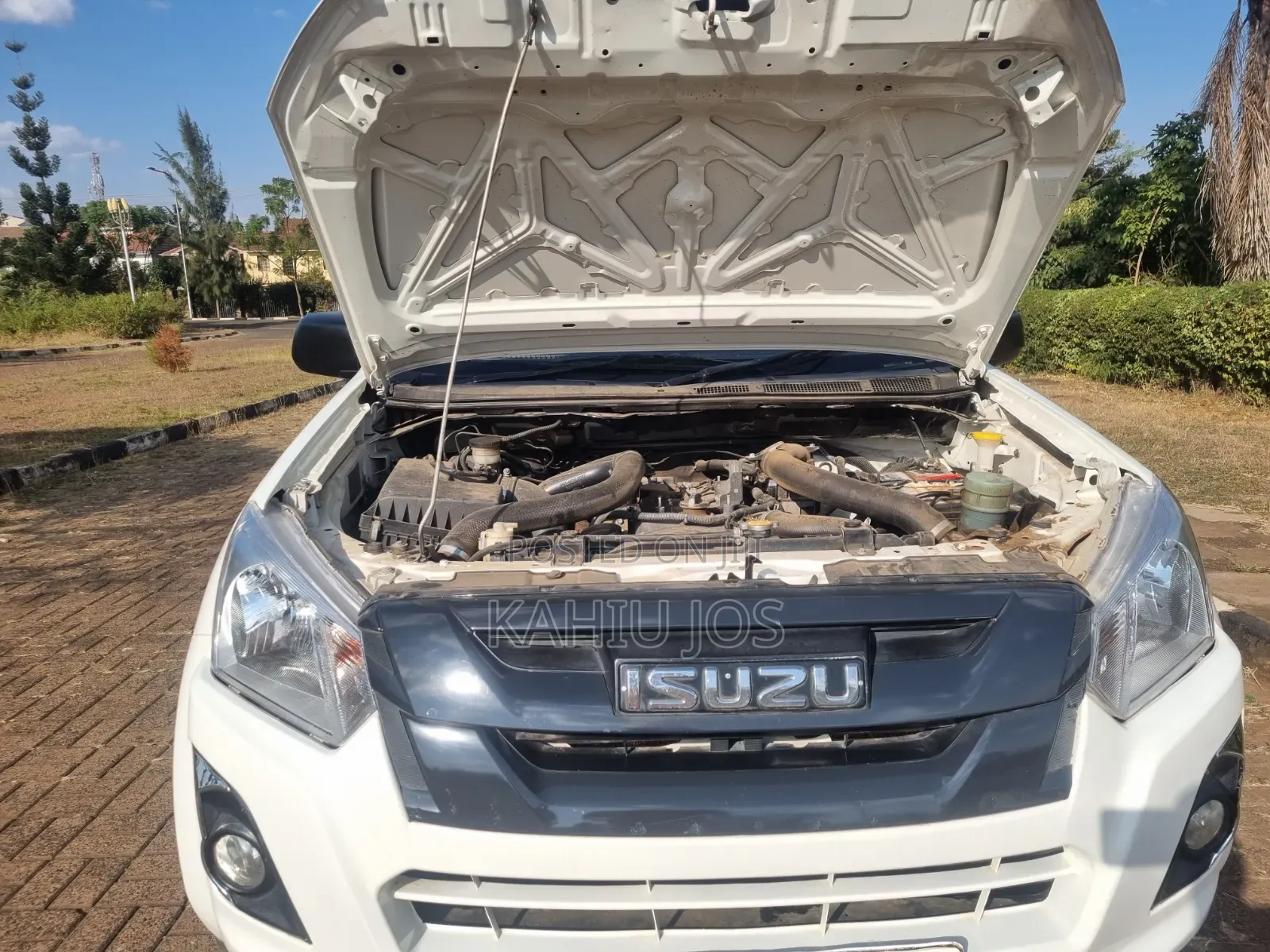 Isuzu D-MAX 2014 Off white