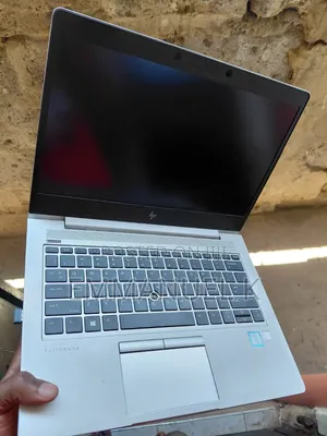 Laptop HP EliteBook 830 G6 8GB Intel Core i7 SSD 256GB