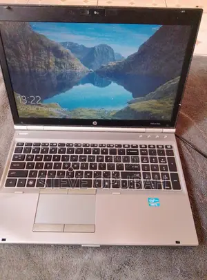 Laptop HP EliteBook 8560P 4GB Intel Core i5 HDD 512GB