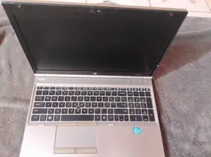 Laptop HP EliteBook 8560P 4GB Intel Core i5 HDD 512GB