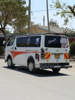 Toyota HiAce 2009 White