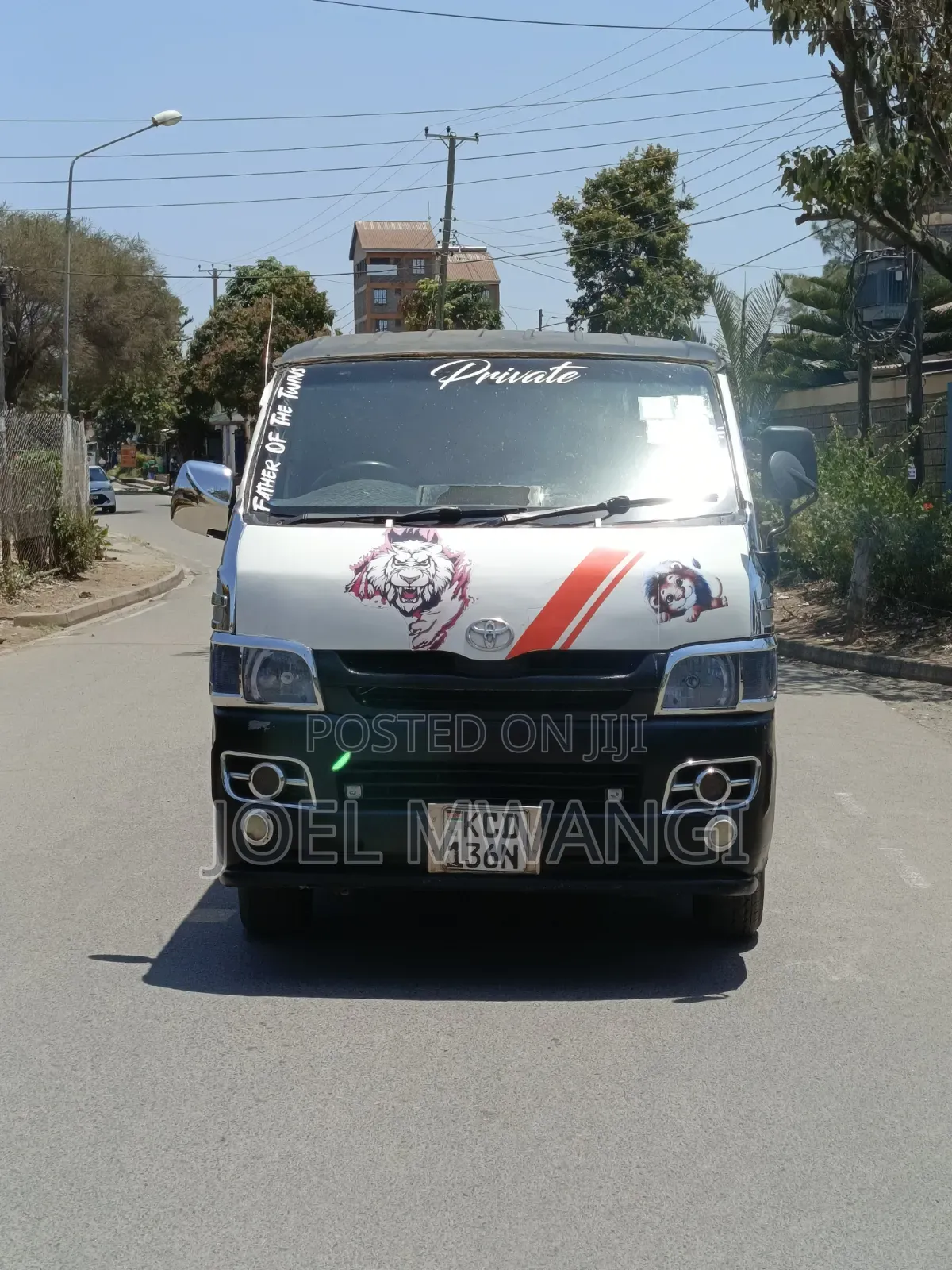 Toyota HiAce 2009 White
