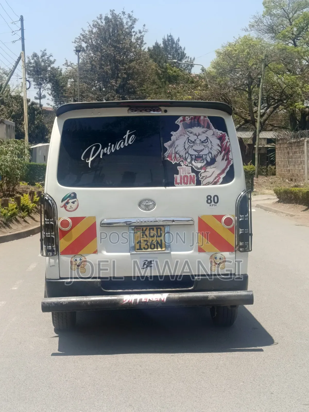 Toyota HiAce 2009 White