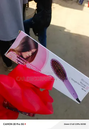 Electric Hairbrush With Anti Scald Feature to Protect the Scalp