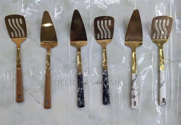 Golden Serving Spoons-Pa - thumbnail 3