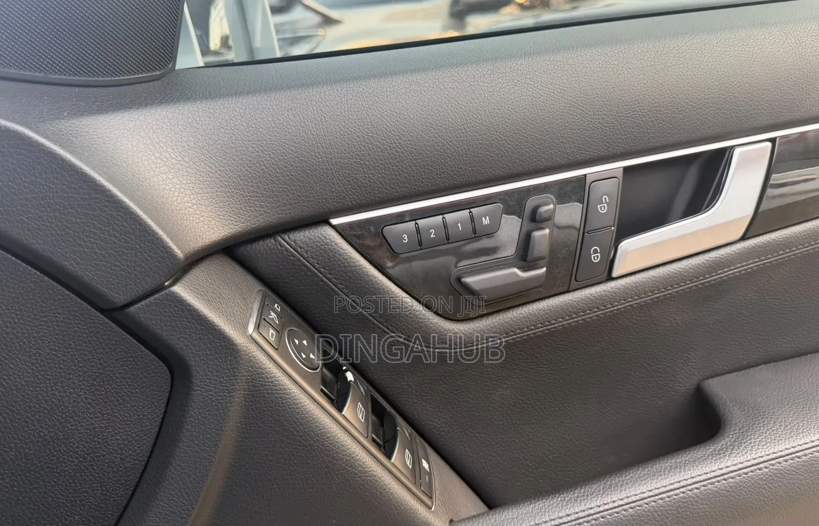 Mercedes-Benz C200 2012 Silver