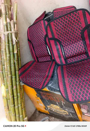 2pc Red_black Textured Diamond Grid Pattern Withbatching Border Covers