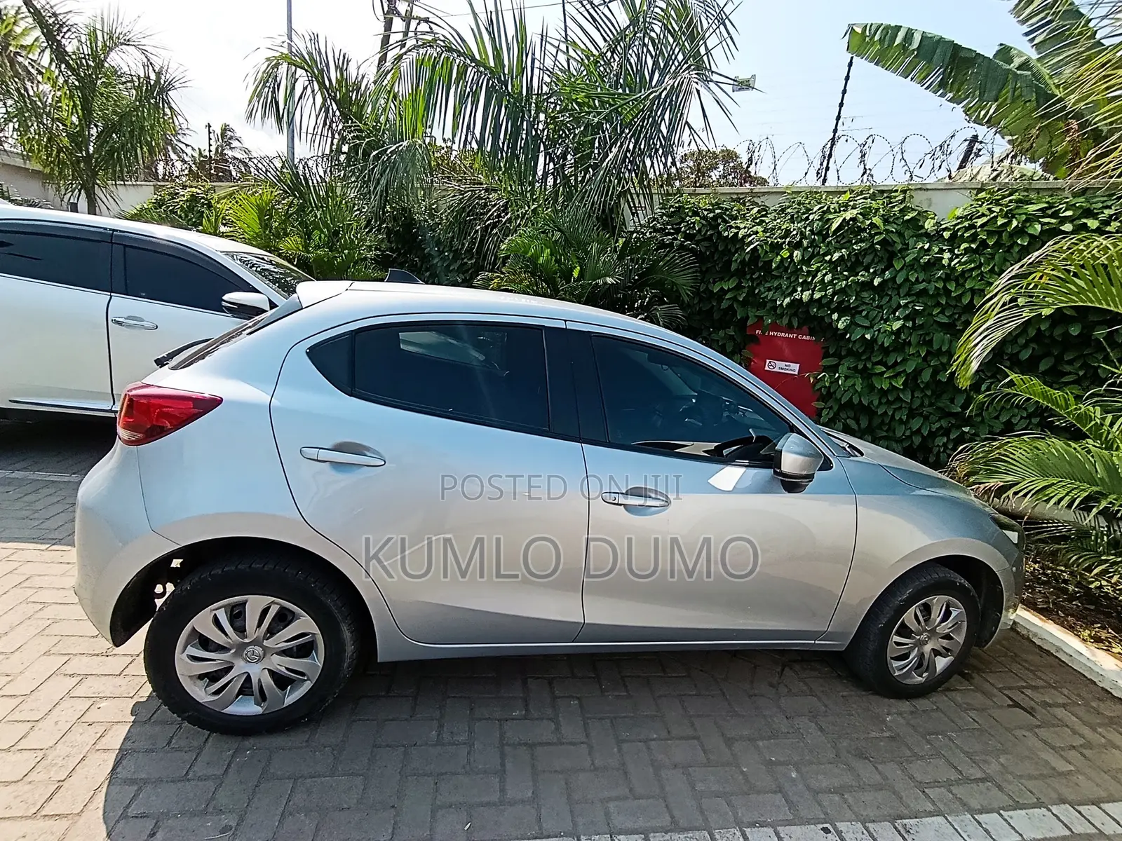 Mazda 2 2019 Silver