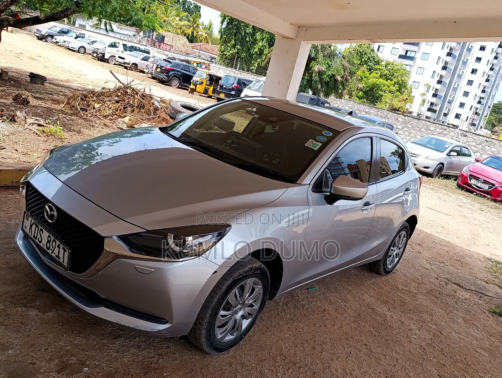 Mazda 2 2019 Silver