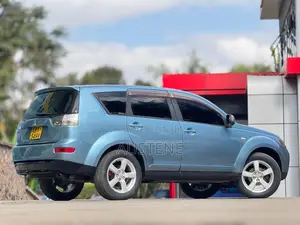 Mitsubishi Outlander 2006 Blue