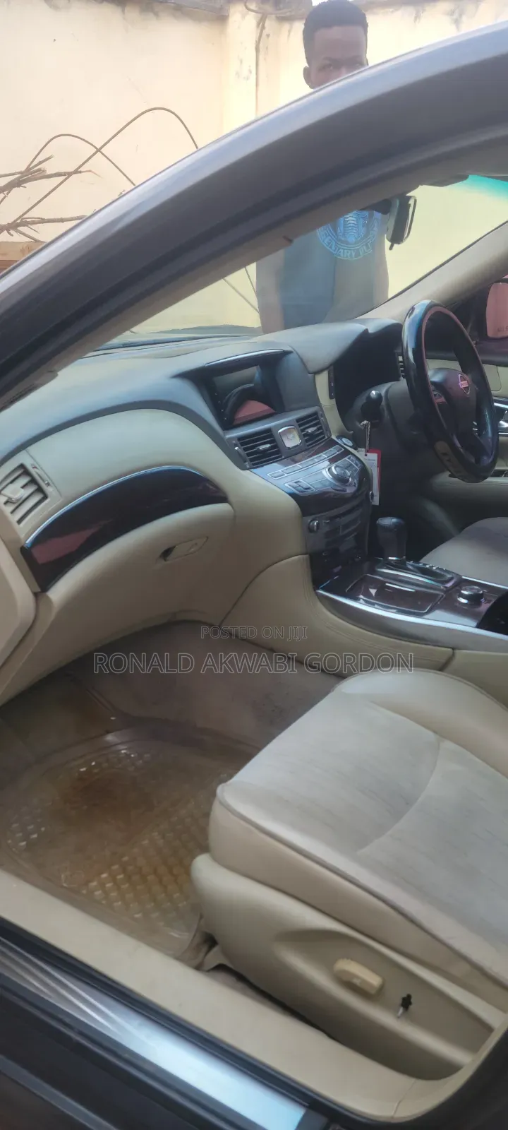Nissan Fuga 2010 Gray