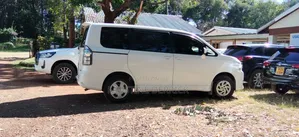 Toyota Noah 2018 White