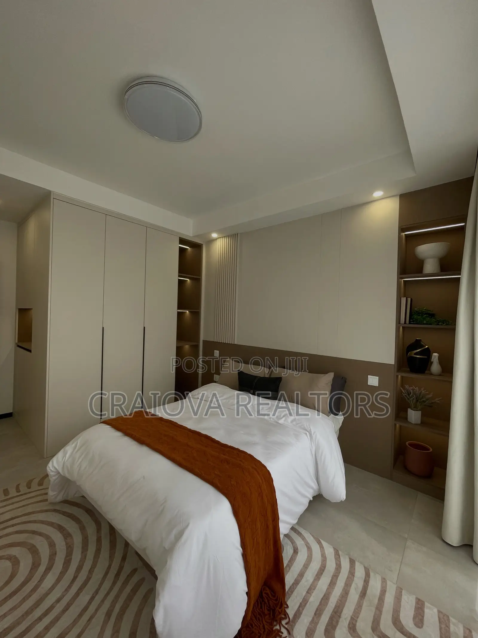 4bdrm Apartment in Valley Arcade for sale