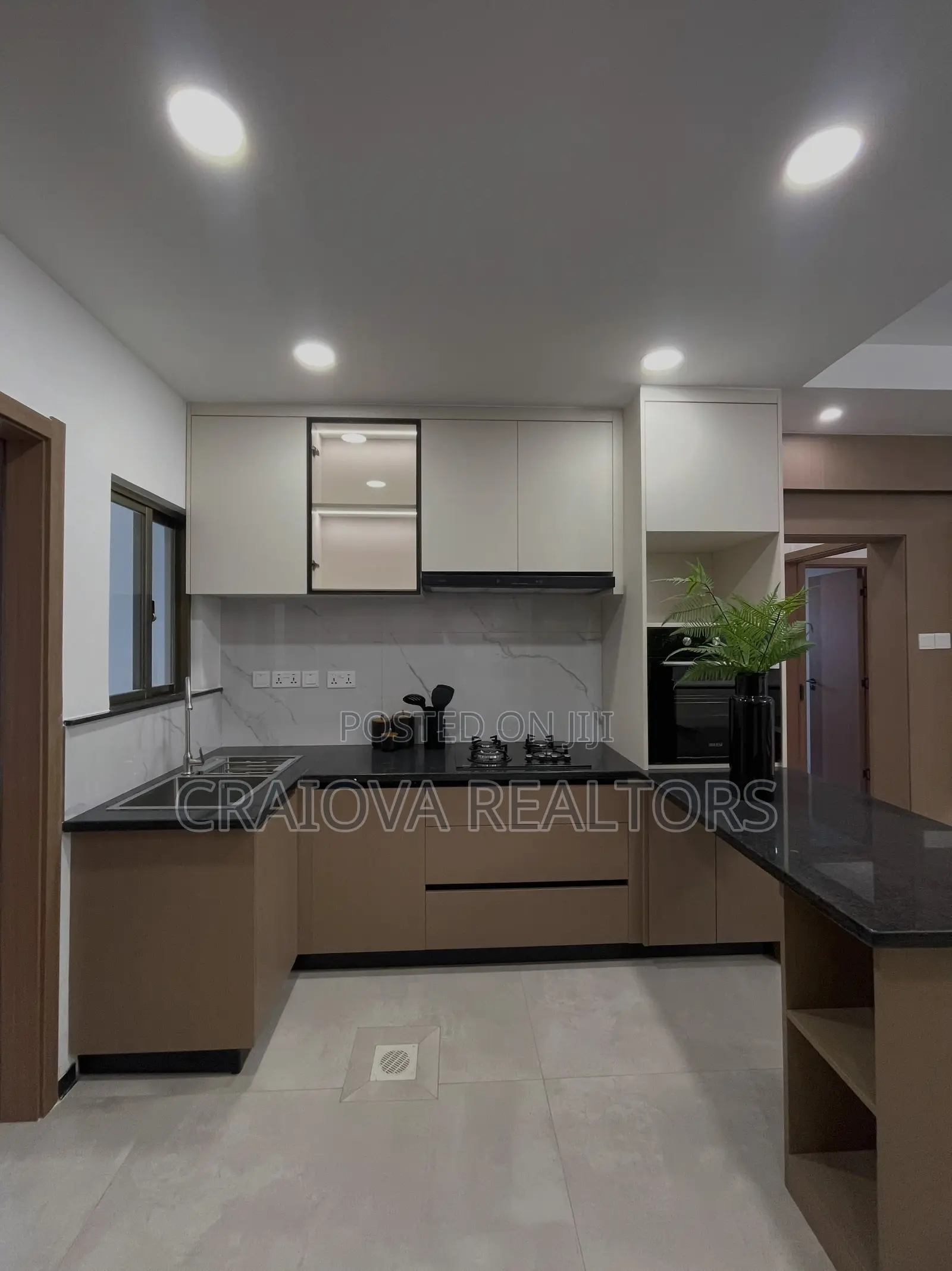 4bdrm Apartment in Valley Arcade for sale
