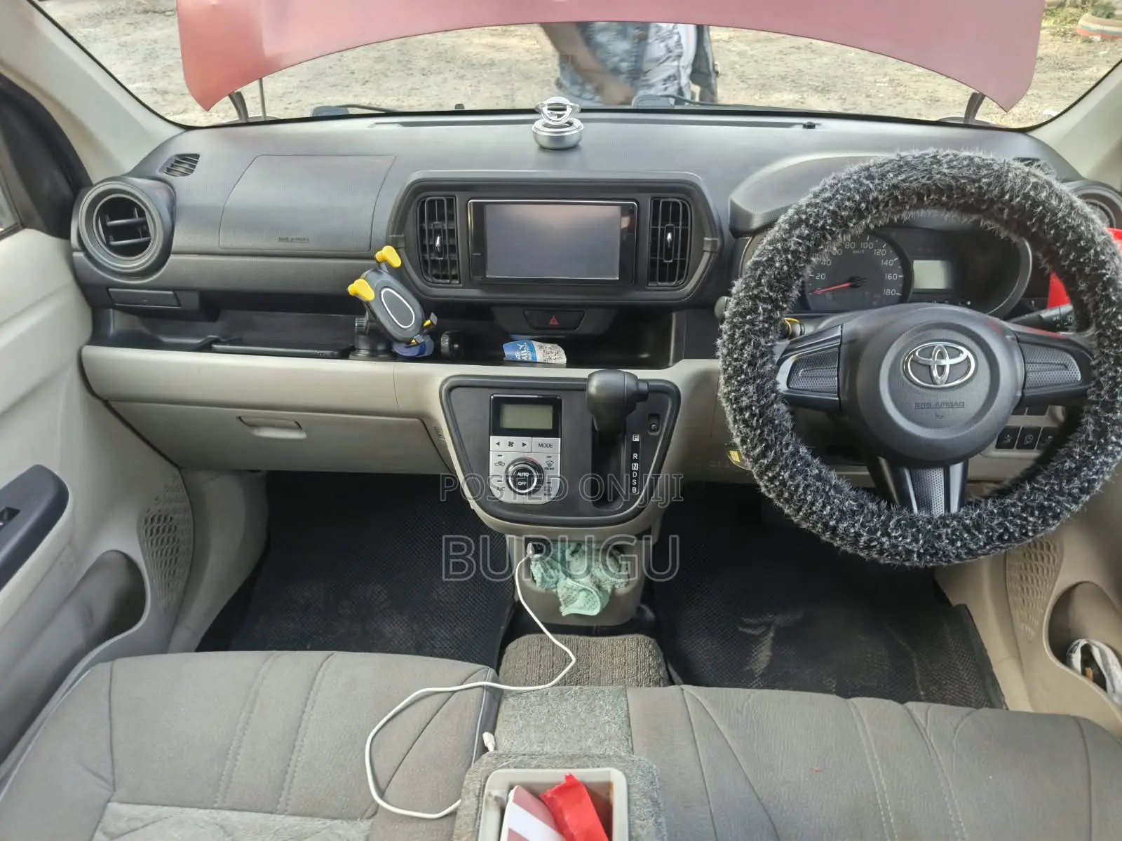 Daihatsu Move 2015 White
