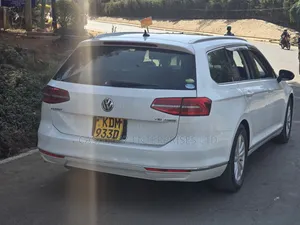 Volkswagen Passat 1.8T S 4dr Sedan (1.8L 4cyl) 2016 White