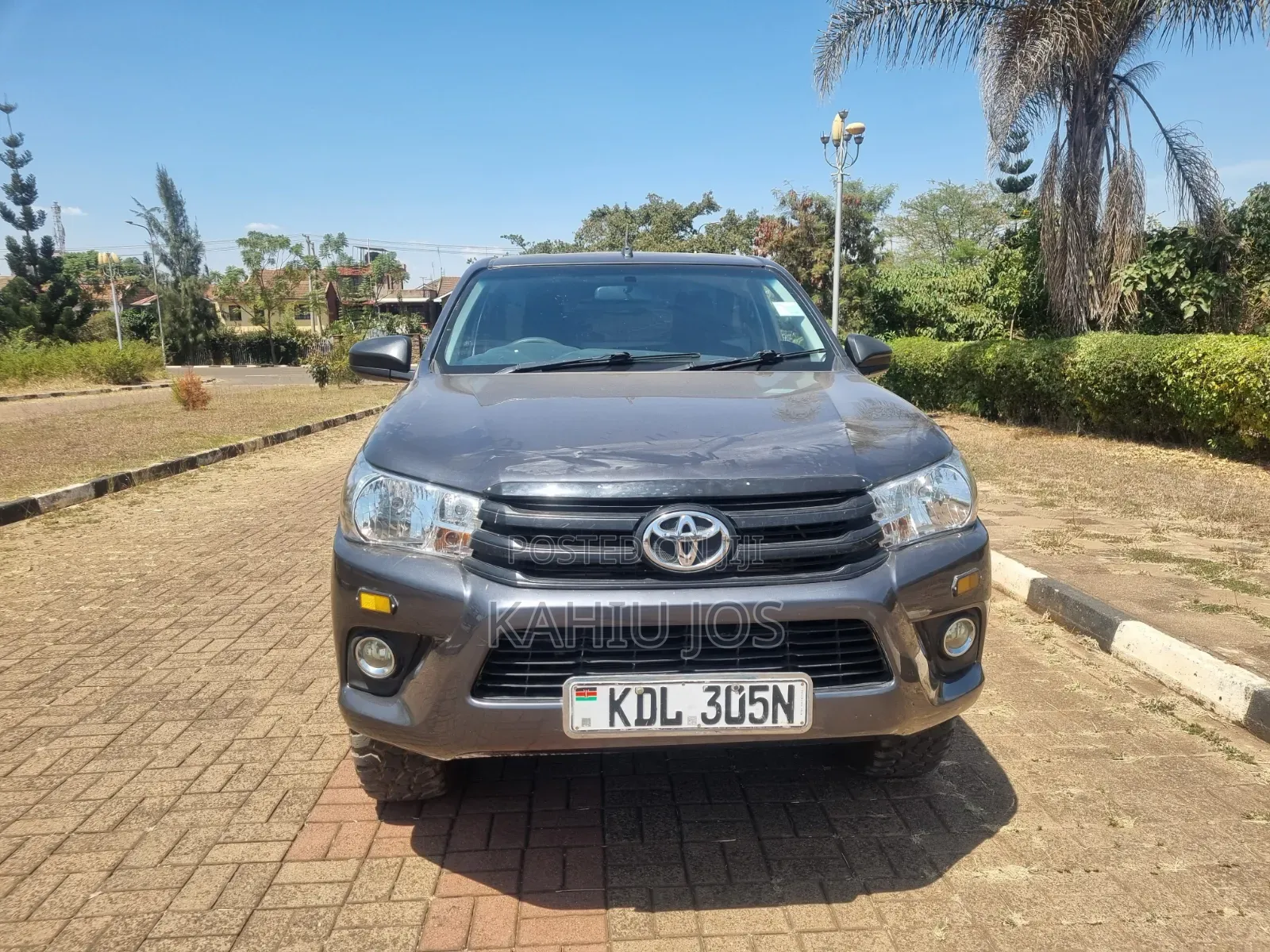 Toyota Hilux 2022 Gray