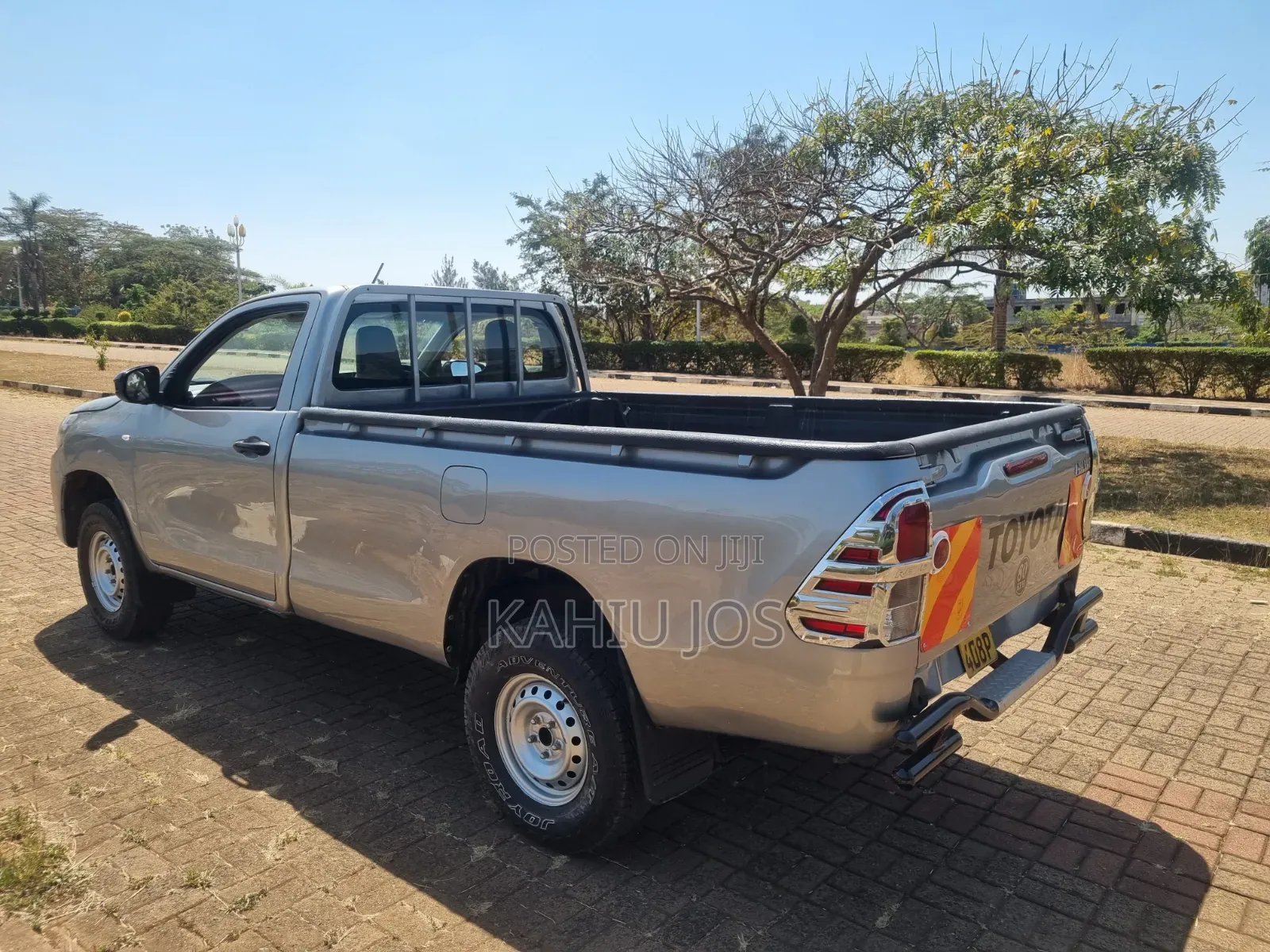Toyota Hilux 2015 Silver