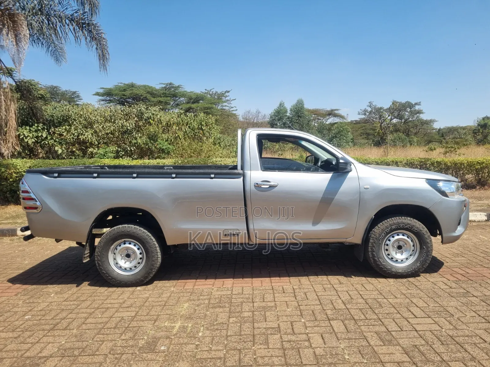 Toyota Hilux 2015 Silver