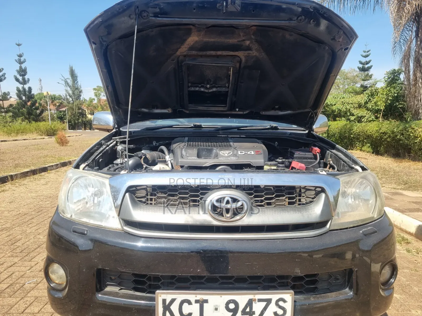 Toyota Hilux 2012 Black