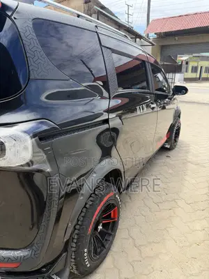 Toyota Sienta 1.5 FWD (6-seater) 2016 Black