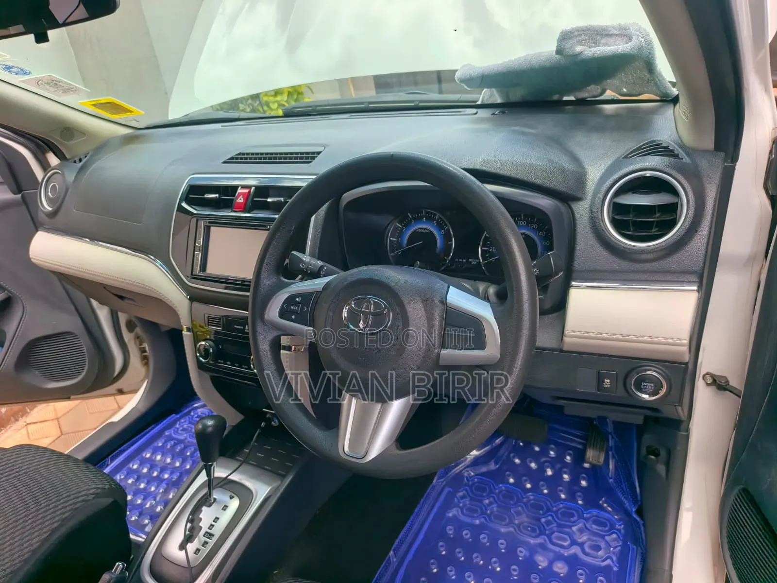 Toyota Rush 2018 White