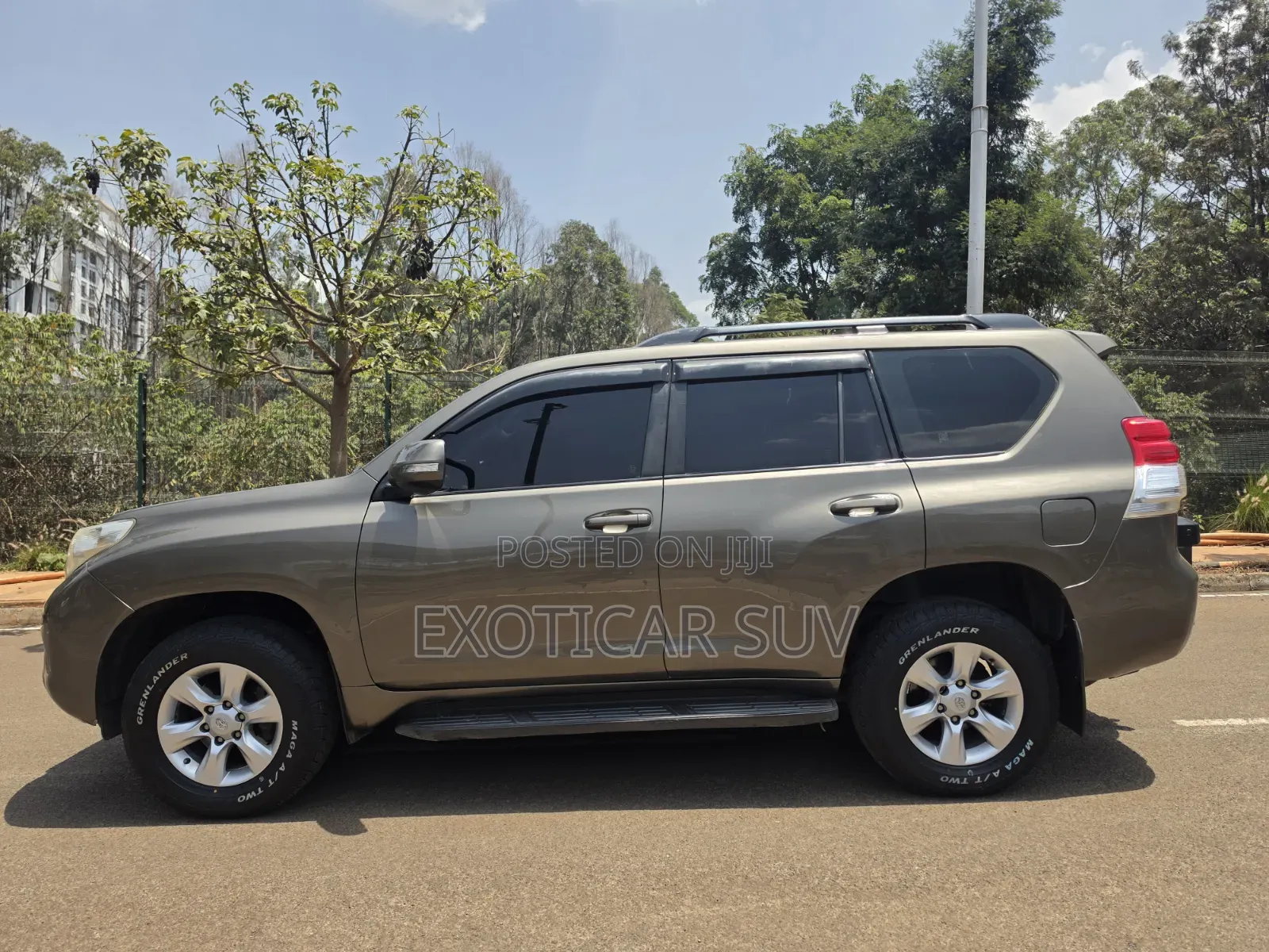 Toyota Land Cruiser Prado 3.0 TD 2010 Gray