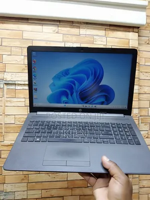 Laptop HP 250 G6 8GB Intel Core i3 SSHD (Hybrid) 128GB