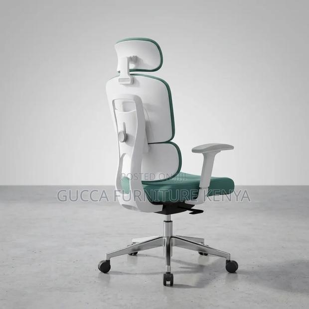 Executive Fabric Computer Chair. - thumbnail 2