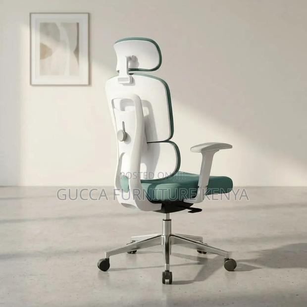 Executive Fabric Computer Chair. - thumbnail 5