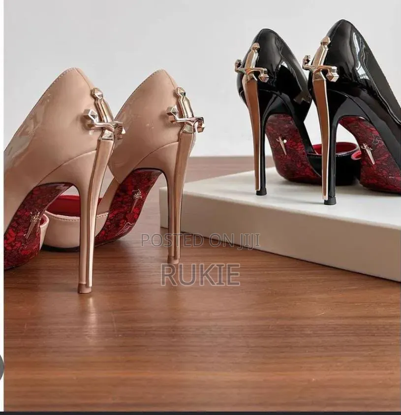Dagger Stilleto Heel