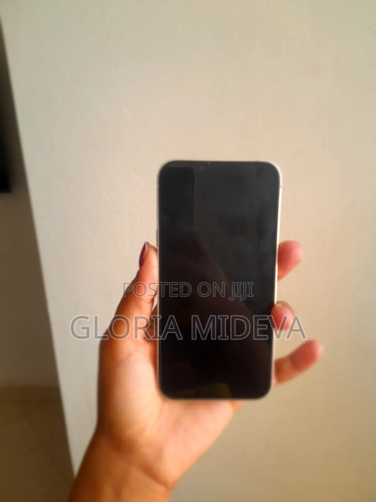 Apple iPhone 13 256 GB White