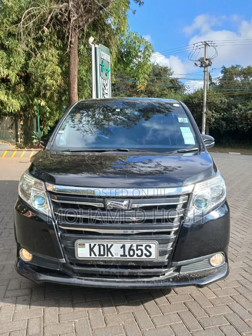 Toyota Noah 2.0 AWD (7 Seater) 2016 Black