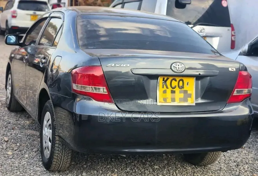 Toyota Axio 2012 Black