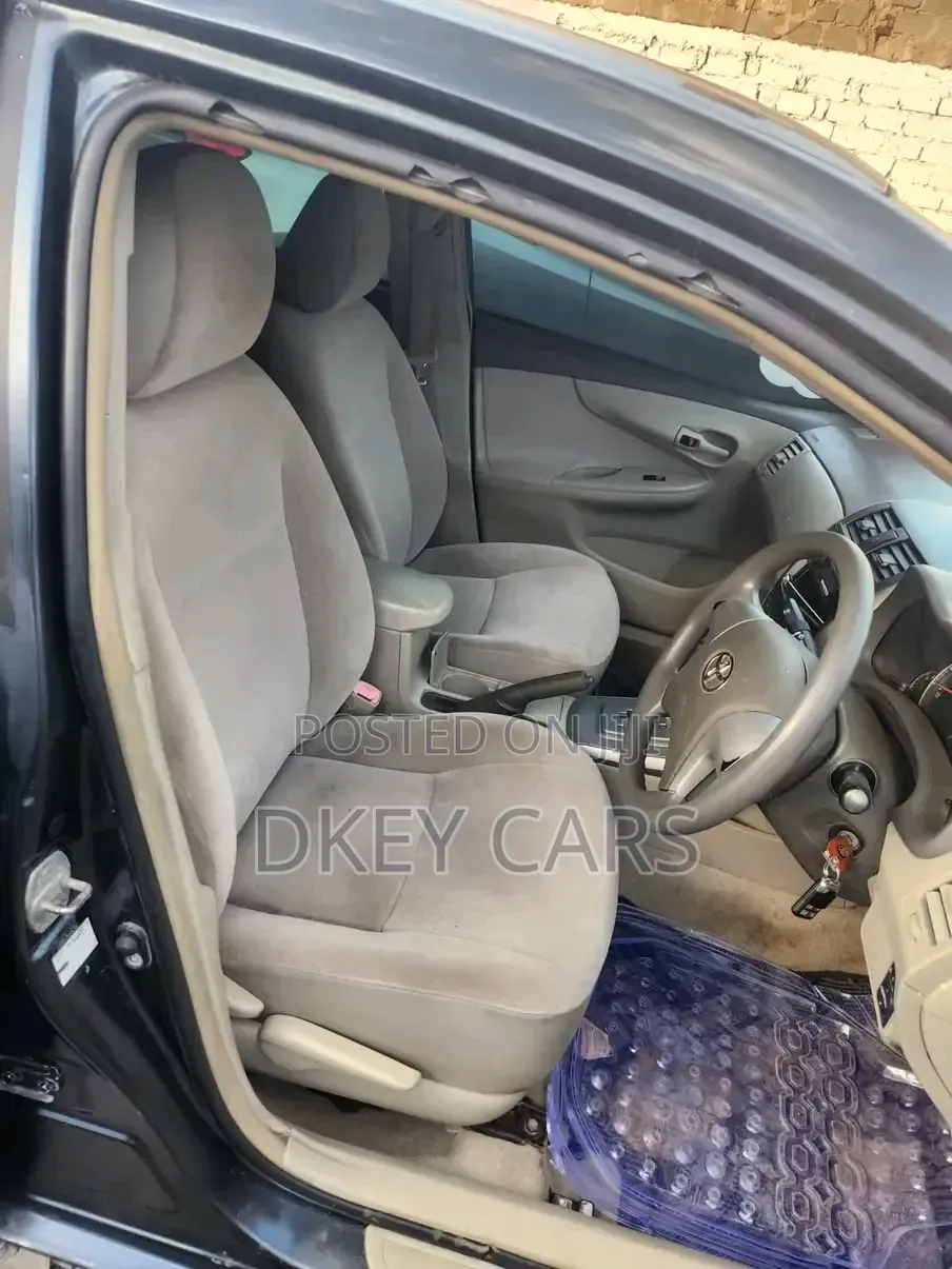 Toyota Axio 2012 Black
