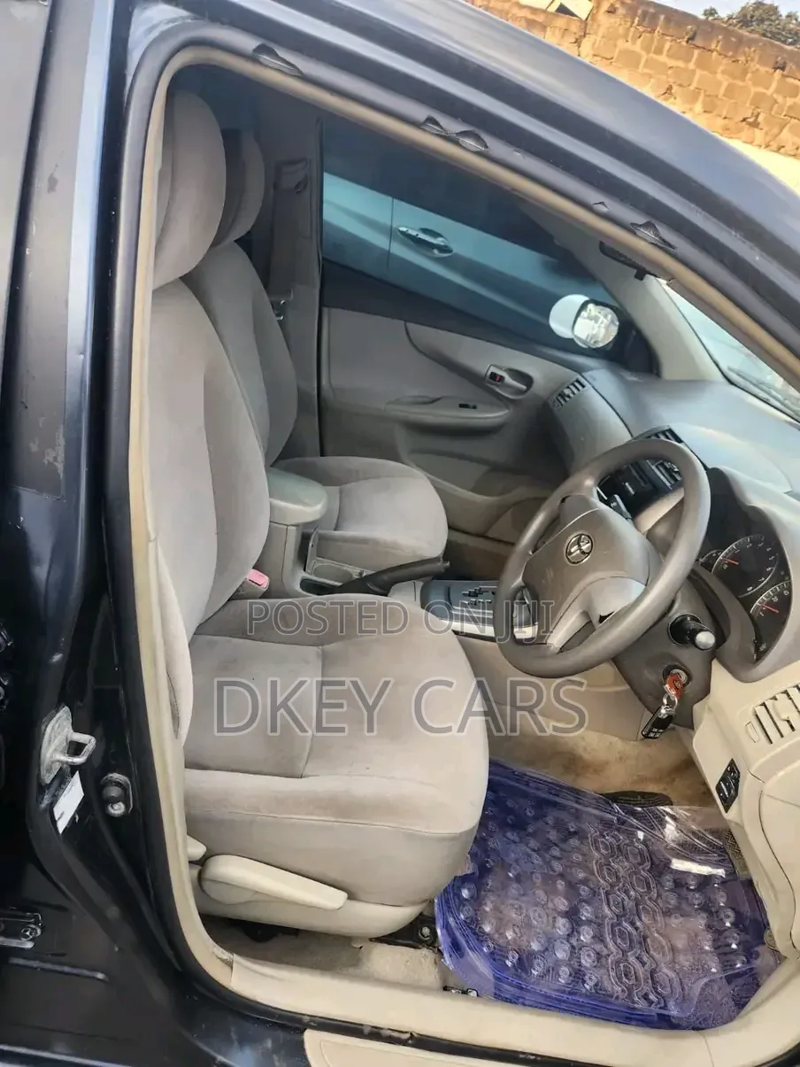 Toyota Axio 2012 Black
