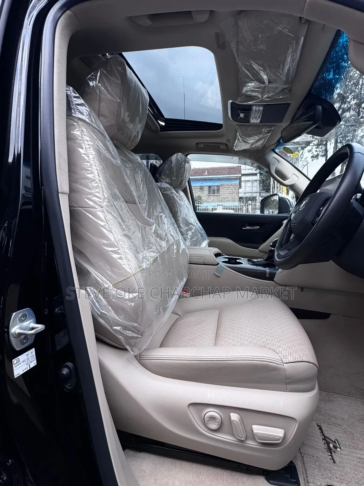 Toyota Land Cruiser LC300 2023 Beige