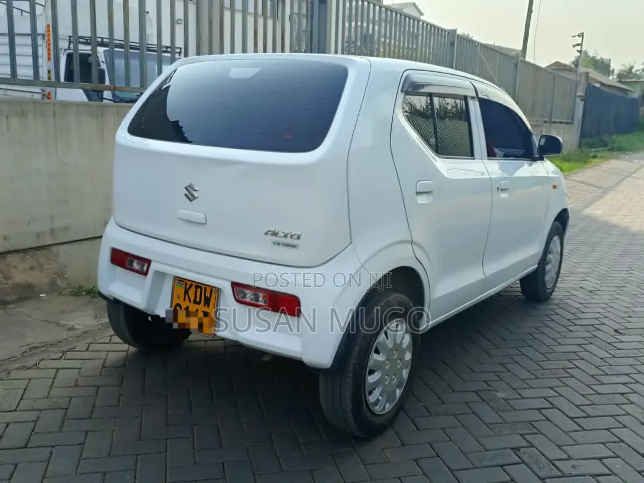 Suzuki Alto 2018 White