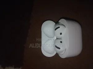 Airpods 4 Used